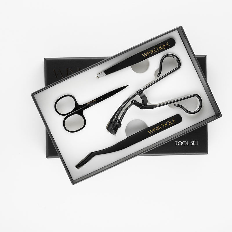 A Complete Guide to the WinkClique Lash Tool Kit